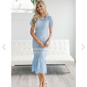 Neeses dresses | Ice blue mermaid dress style